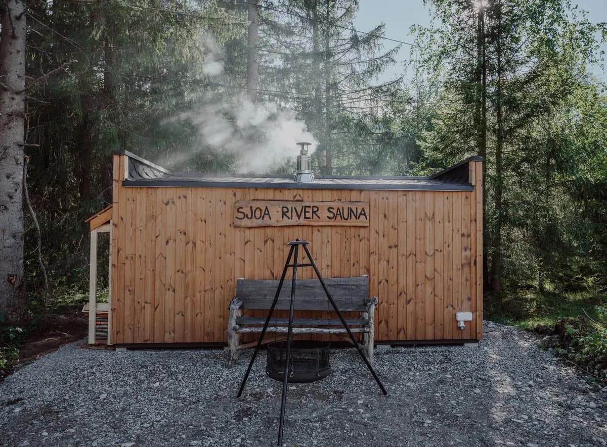 Sjoa River Sauna – vedfyrt badstue i skogen ved Sjoa-elven, Nedre Heidal