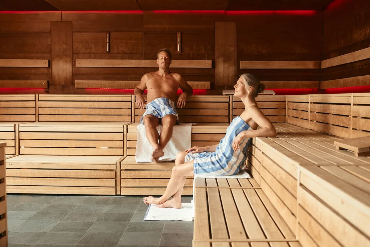 Japansk sauna med trebenker hos The Well Spa i Oslo
